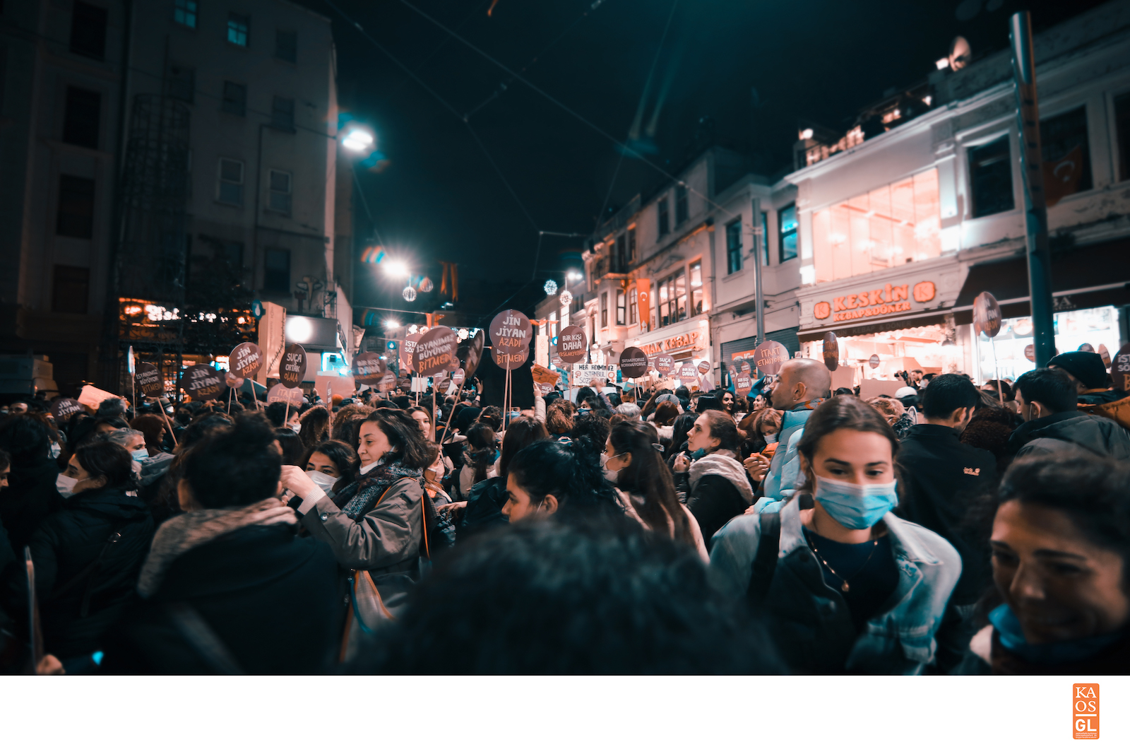 istanbul-da-25-kasim-gucumuz-birbirimizde-2 istanbul-da-25-kasim-gucumuz-birbirimizde-2