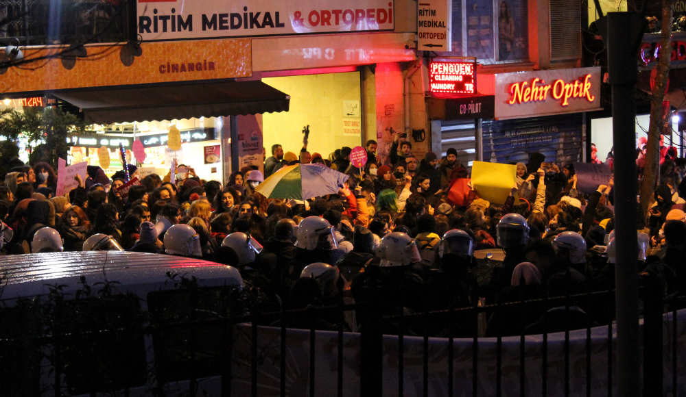kaos-gl-nin-objektifinden-istanbul-8-mart-feminist-gece-yuruyusu-8