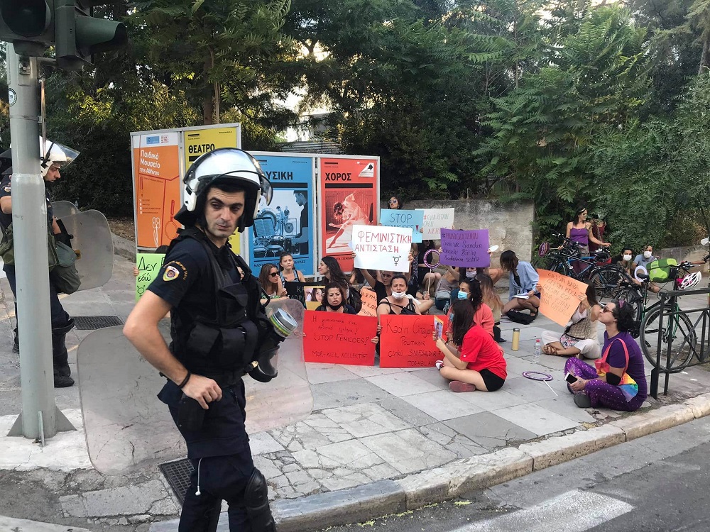 katilleri-degil-kadinlari-ve-lgbti-lari-koruyun-2 katilleri-degil-kadinlari-ve-lgbti-lari-koruyun-2