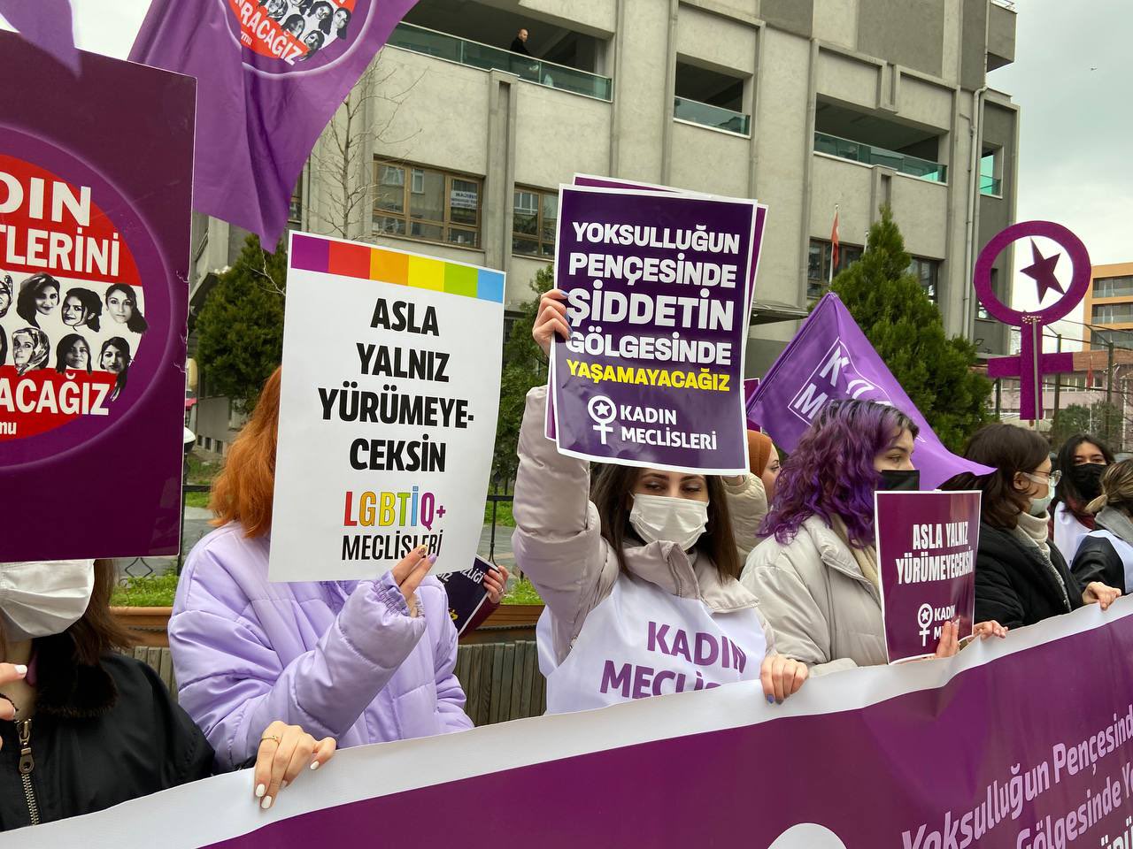 lgbtiq-meclisleri-eskisehir-istanbul-ve-samsun-da-8-mart-alanlarindaydi-3 lgbtiq-meclisleri-eskisehir-istanbul-ve-samsun-da-8-mart-alanlarindaydi-3