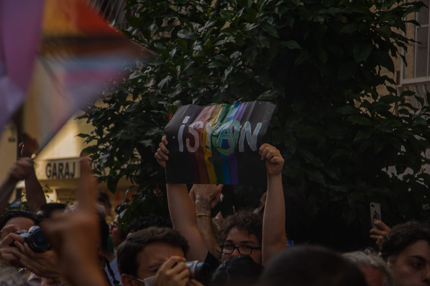 Homofobik nefret söyleminin Nisan seyri: Cumhur İttifakı vites yükseltti | Kaos GL - LGBTİ+ Haber Portalı