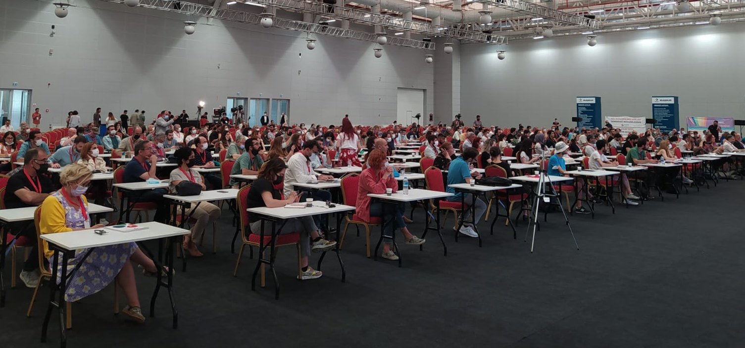 mucadele-etmekten-seslerini-yukseltmekten-bir-an-bile-vazgecmeyenleriz-1 mucadele-etmekten-seslerini-yukseltmekten-bir-an-bile-vazgecmeyenleriz-1