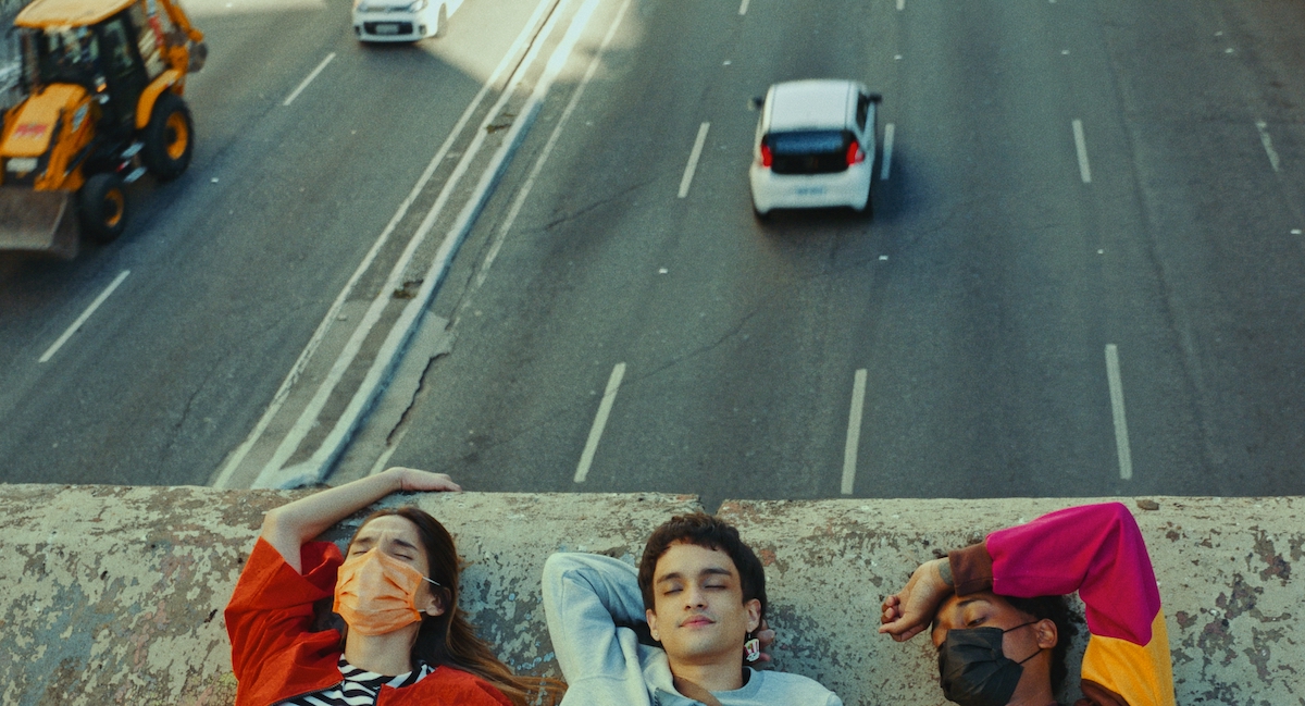 pera-film-den-onur-haftasi-programi-bir-direnis-alani-olarak-yoldaslik-3 pera-film-den-onur-haftasi-programi-bir-direnis-alani-olarak-yoldaslik-3