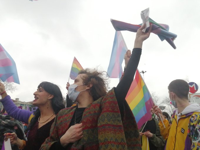 police-banned-lgbti-signs-in-8th-march-protest-attacked-and-detained-trans-women-after-the-protest-2