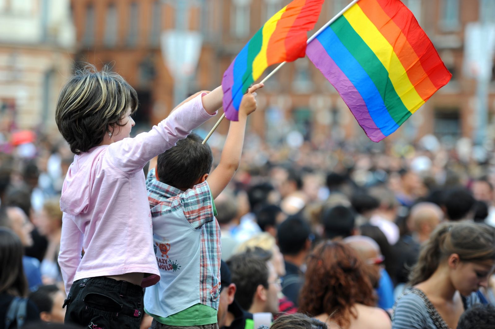 simdi-tam-da-sirasi-lgbti-cocuklar-ayrimciligin-her-boyutunu-yasiyor-1 simdi-tam-da-sirasi-lgbti-cocuklar-ayrimciligin-her-boyutunu-yasiyor-1