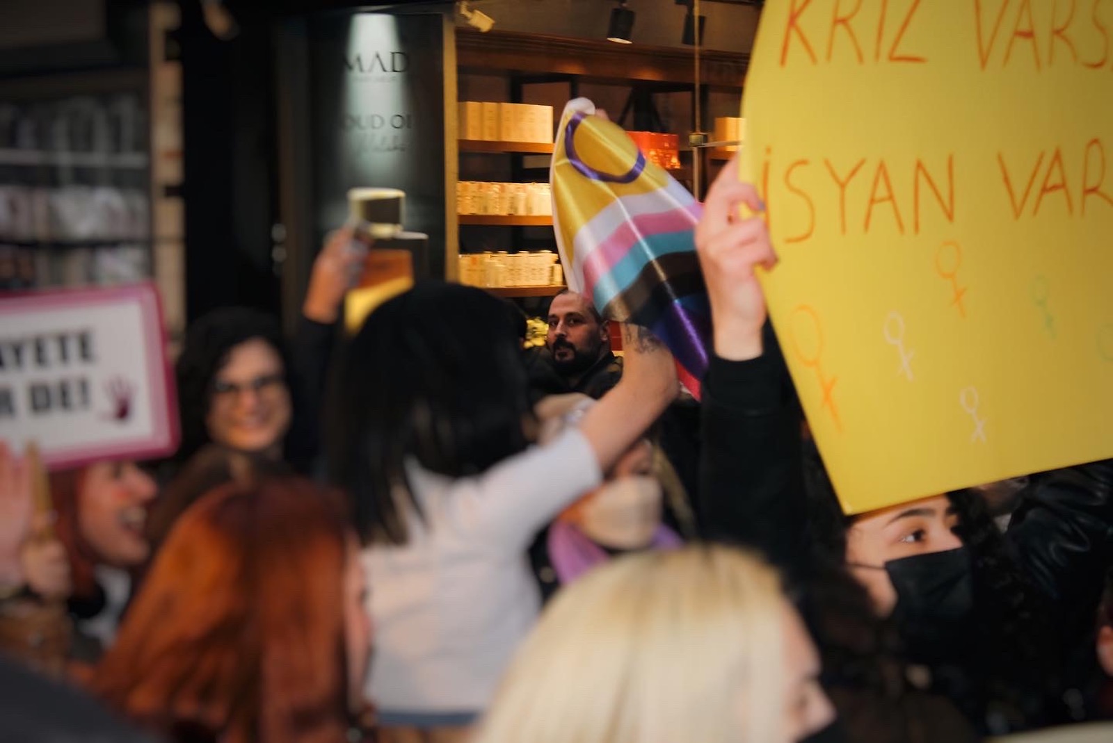 trabzon-8-mart-indan-kareler-1 trabzon-8-mart-indan-kareler-1