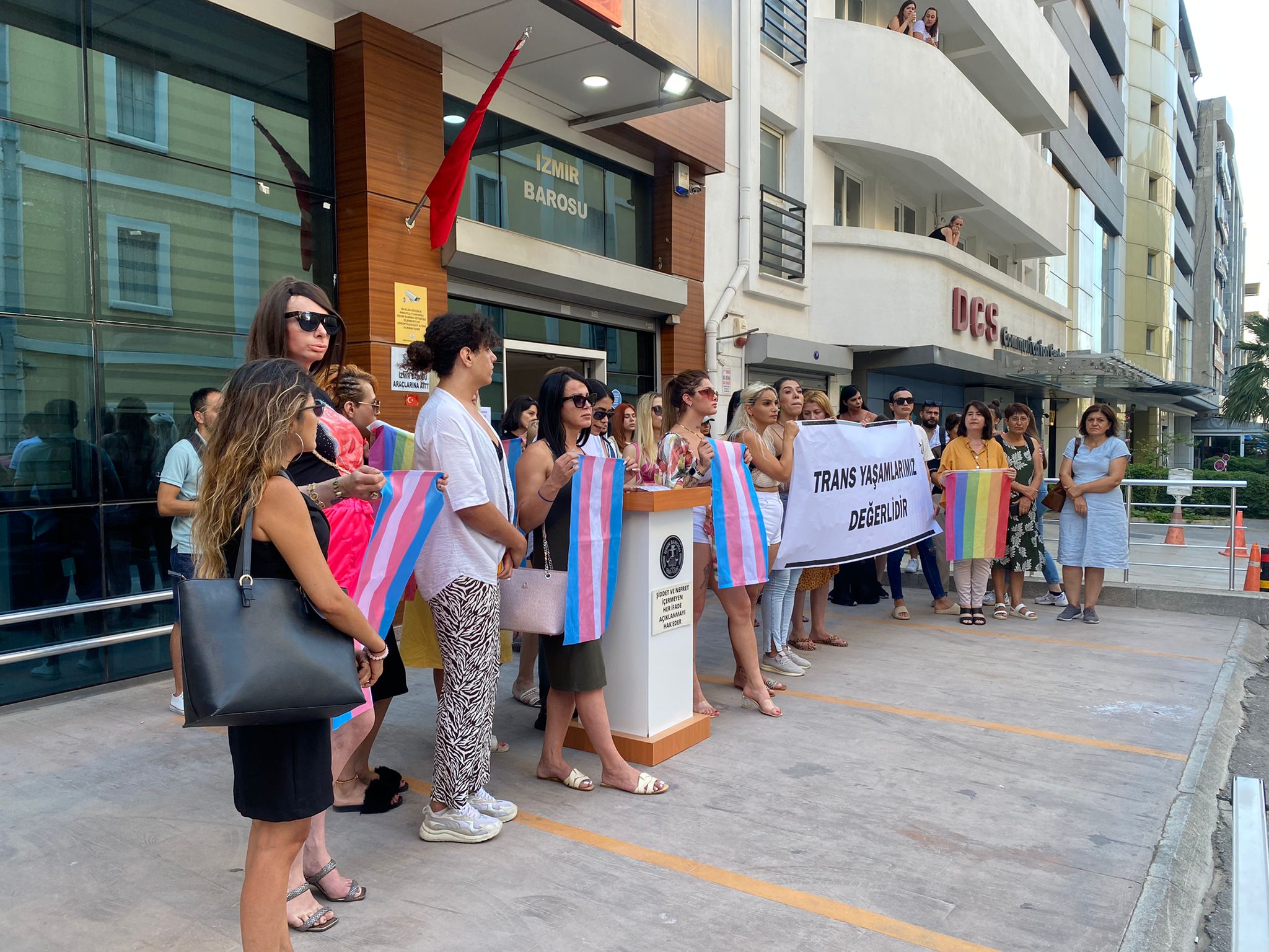 trans-kadinlara-baskinin-boyutu-acikca-iskenceye-vardi-1 trans-kadinlara-baskinin-boyutu-acikca-iskenceye-vardi-1
