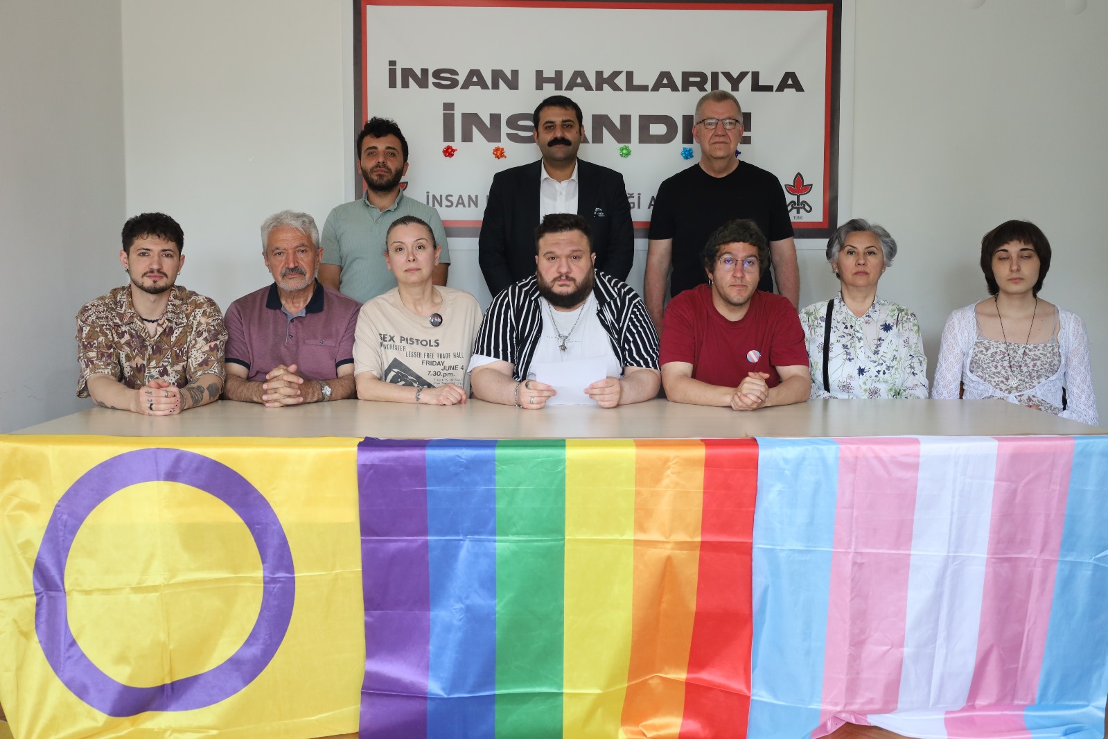 İHD Ankara Şube LGBTİ+ Komisyonu: “LGBTİ+’lar toplumun bir parçasıdır ve hiçbir idari karar bizleri yok sayamaz.” Kaos GL - LGBTİ+ Haber Portalı