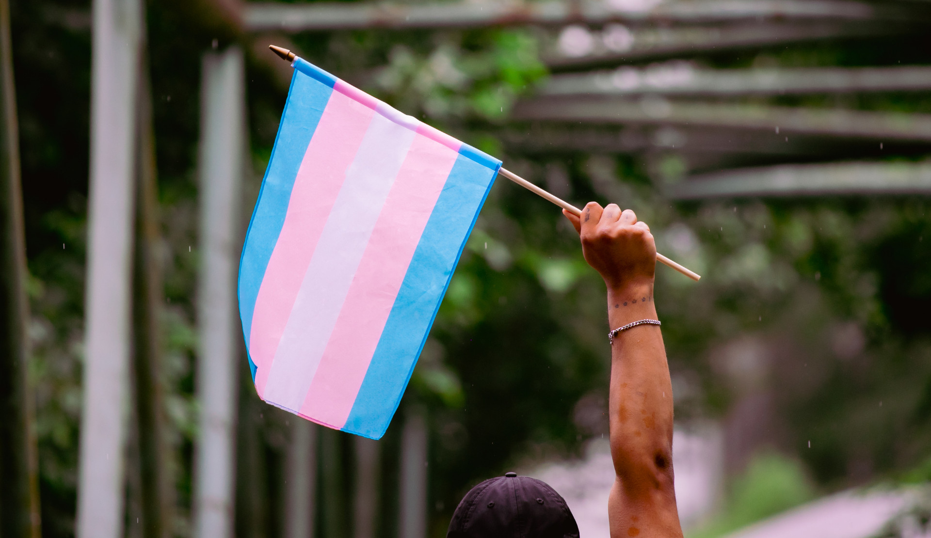İHD’den Translarla Eşitlik Günü açıklaması: “Varoluş değil, nefret suçtur” Kaos GL - LGBTİ+ Haber Portalı