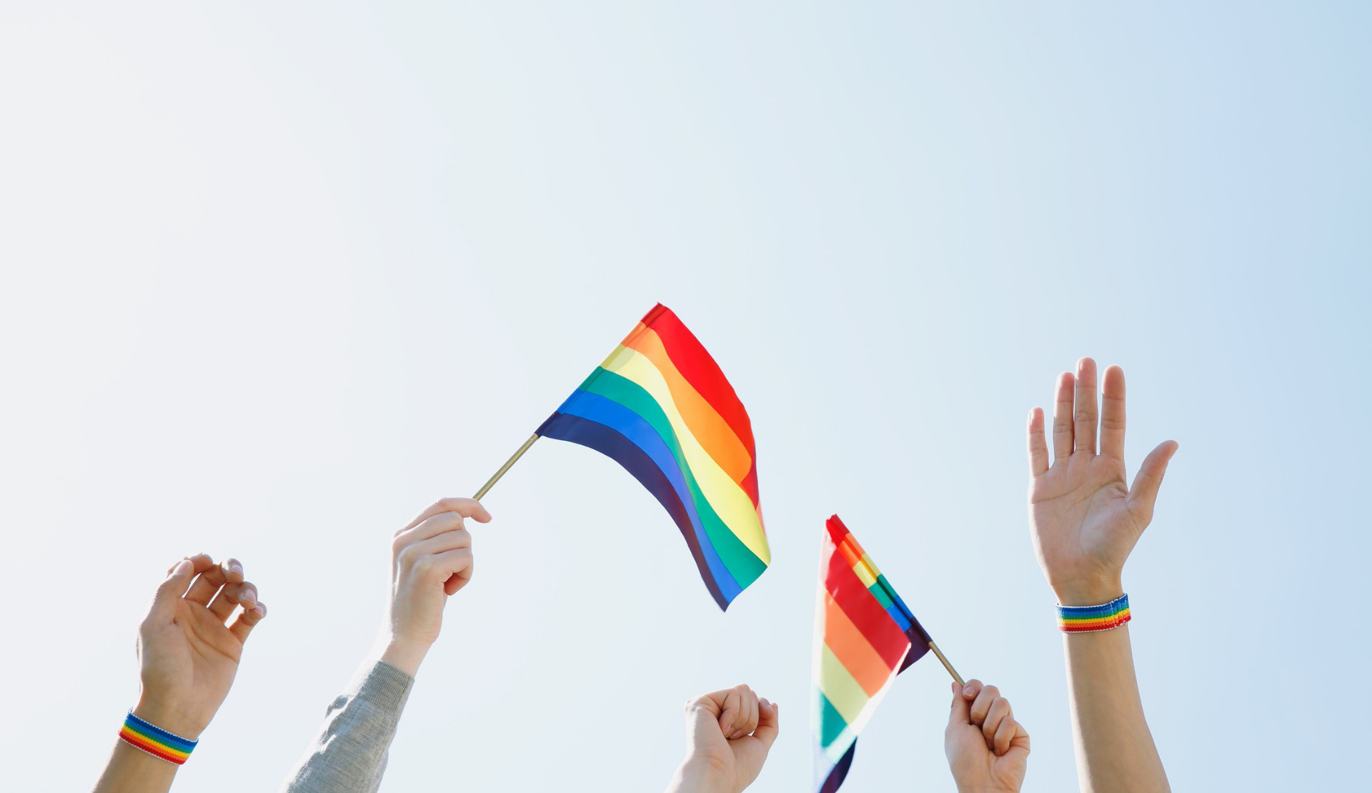 İHD İzmir Şube’den Genç LGBTİ+ davasına çağrı: “Eşitliği ve onuru birlikte savunacağız” | Kaos GL - LGBTİ+ Haber Portalı Haber