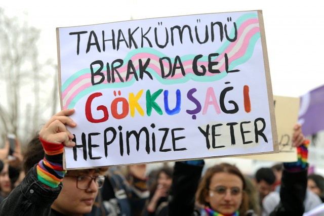 ILGA-Europe: Türkiye, LGBTİ+ aktivistlerini ve gazetecileri gözaltına alıyor, temel haklara saldırıyor Kaos GL - LGBTİ+ Haber Portalı