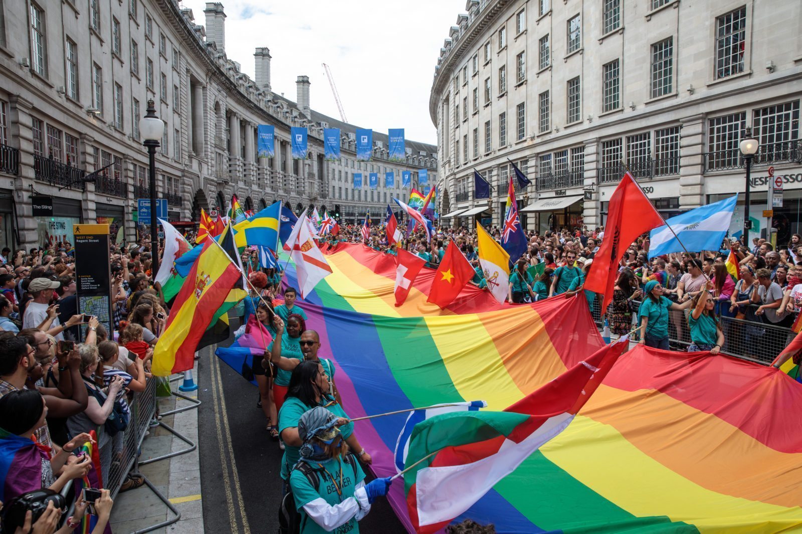 İngiltere’deki Onur Yürüyüşü grupları siyasi partilerin Onur Yürüyüşleri’ne katılımını askıya aldı Kaos GL - LGBTİ+ Haber Portalı