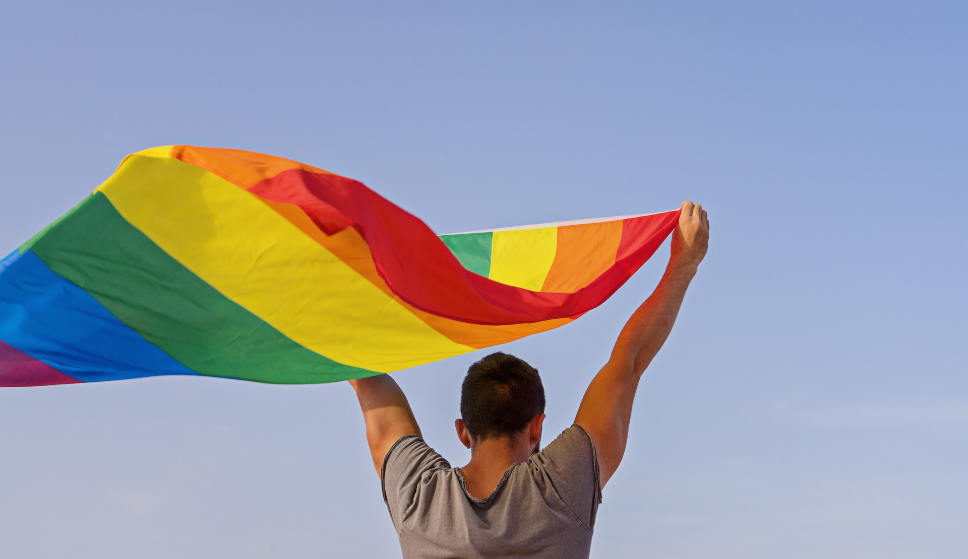 İnsan Hakları Derneği: “Nefret siyaseti meşrulaştırılamaz, varoluş yasaklanamaz” | Kaos GL - LGBTİ+ Haber Portalı Haber
