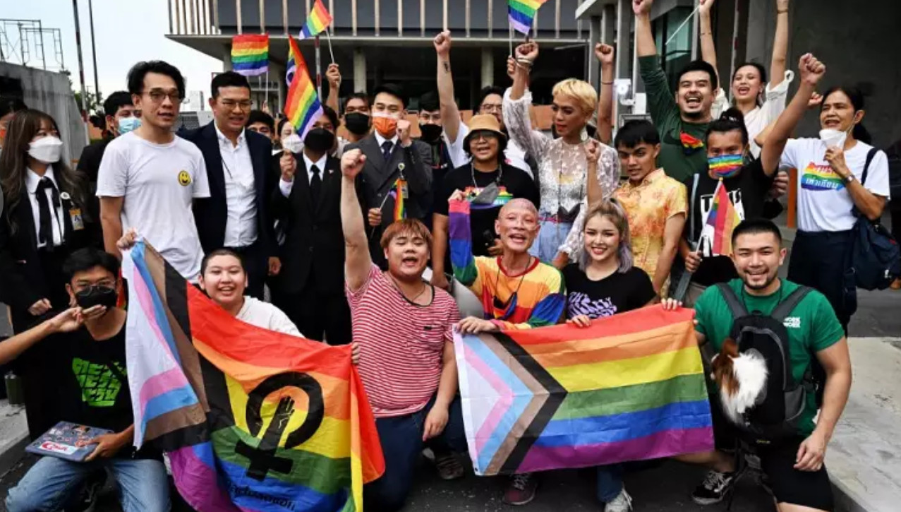 İnsan Hakları İzleme Örgütü soruyor: Tayland lezbiyen, biseksüel ve trans + öğrenciler için neler yapıyor? Kaos GL - LGBTİ+ Haber Portalı