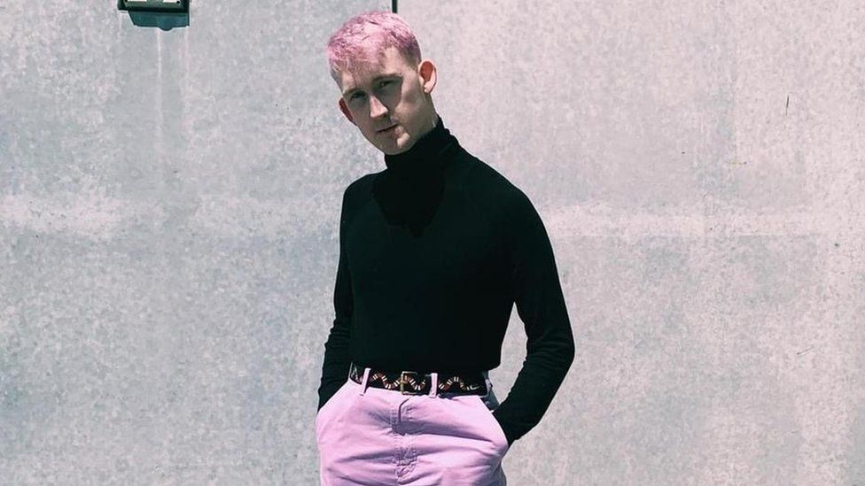 “İnsanlar sakat olduğum için gey olamayacağımı sanıyor” Kaos GL - LGBTİ+ Haber Portalı