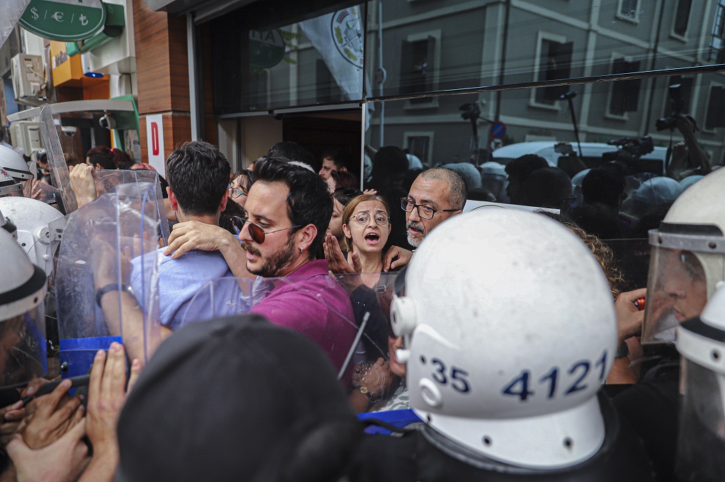 İstanbul Barosu: İzmir Barosu’nun yanındayız Kaos GL - LGBTİ+ Haber Portalı