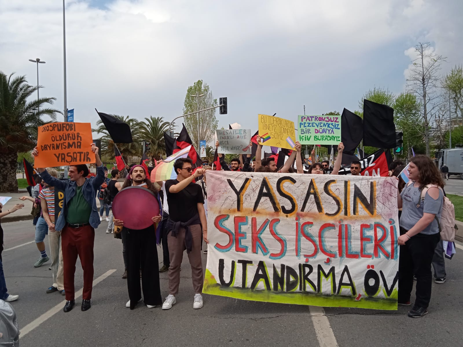 İstanbul’da 1 Mayıs: Yaşasın seks işçileri! Kaos GL - LGBTİ+ Haber Portalı