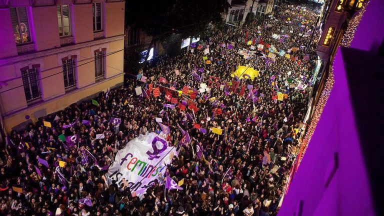 İstanbul Feminist Gece Yürüyüşü Komitesi, İstanbul Emniyeti hakkında suç duyurusunda bulunacak Kaos GL - LGBTİ+ Haber Portalı