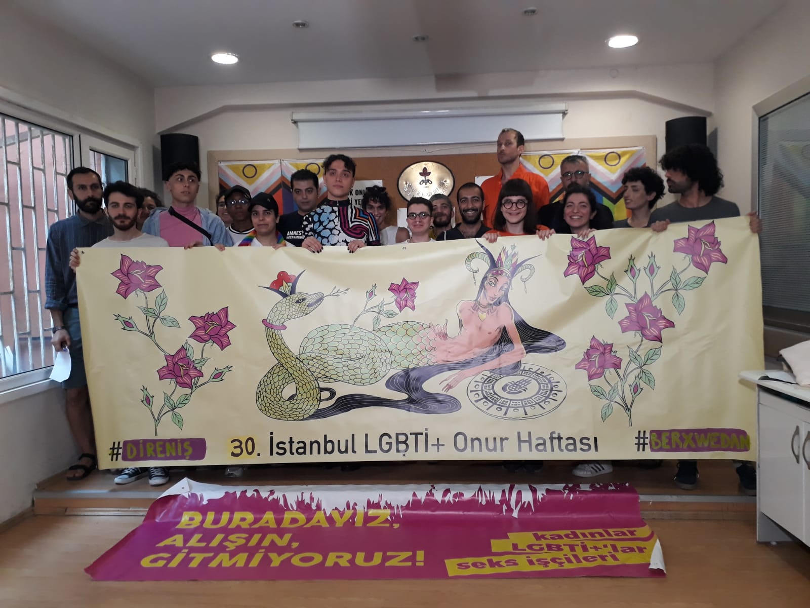 İstanbul LGBTİ+ Onur Haftası Komitesi: Her alanda direnmeye, yaşam hakkımızı savunmaya devam edeceğiz! Kaos GL - LGBTİ+ Haber Portalı
