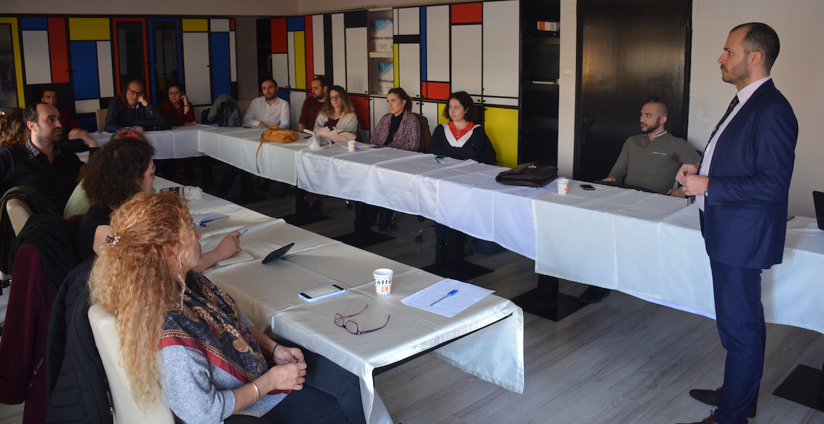 İzmir Barosu’nda LGBTİ+ 101 Semineri yapıldı Kaos GL - LGBTİ+ Haber Portalı
