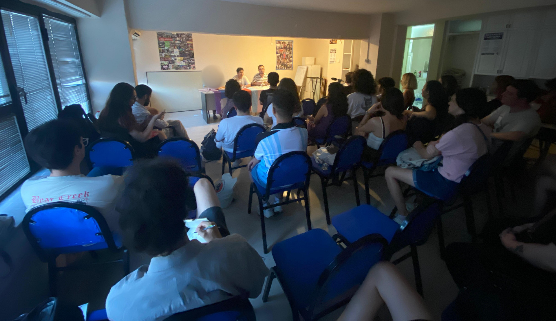 İzmir Onur Haftası: Tek kişilik yalnızlıklara hapsedilmiyoruz Kaos GL - LGBTİ+ Haber Portalı