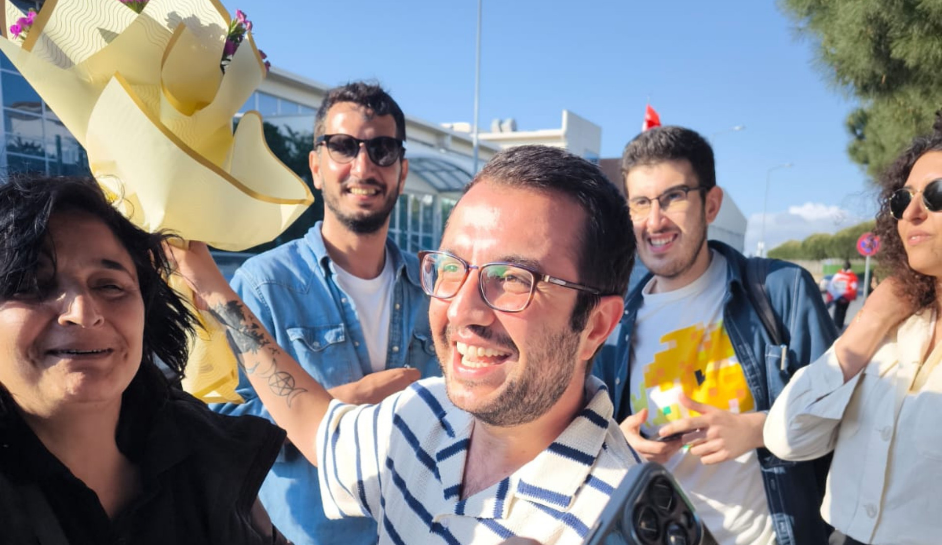 Kaos GL Genel Yayın Yönetmeni Yıldız Tar’ın davasına çağrı: Gazetecilik de, LGBTİ+ aktivizmi de suç değildir! | Kaos GL - LGBTİ+ Haber Portalı Haber