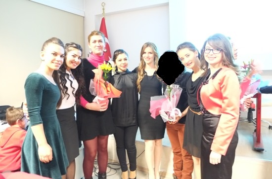 Kaos GL ve T-Der Ebelik ve Hemşirelik Öğrencileriyle Buluştu Kaos GL - LGBTİ+ Haber Portalı