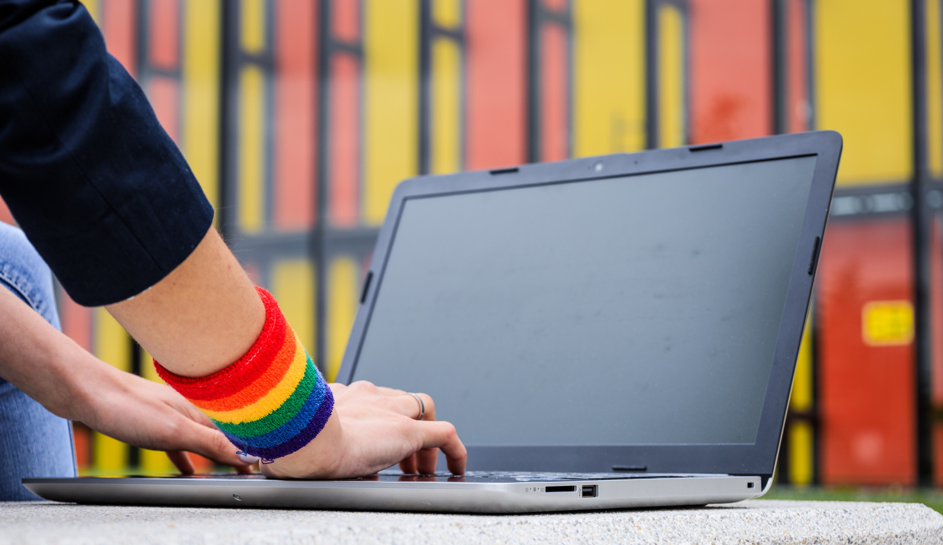 KaosGL.org’tan serbest gazetecilere çağrı | Kaos GL - LGBTİ+ Haber Portalı Haber