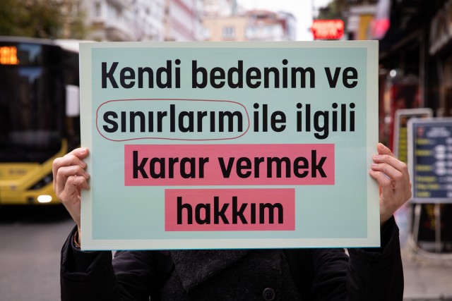 Kapsama Alanı: “Bedenlerimiz üzerinden kurmaya çalıştığınız tahakkümü reddediyoruz” | Kaos GL - LGBTİ+ Haber Portalı Haber