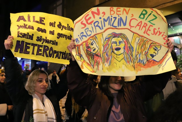 Kapsama Alanı’ndan Kadın Mitingi’ne çağrı: "Şiddetle kuşatılan yaşamlarımıza itirazımız var" | Kaos GL - LGBTİ+ Haber Portalı Haber