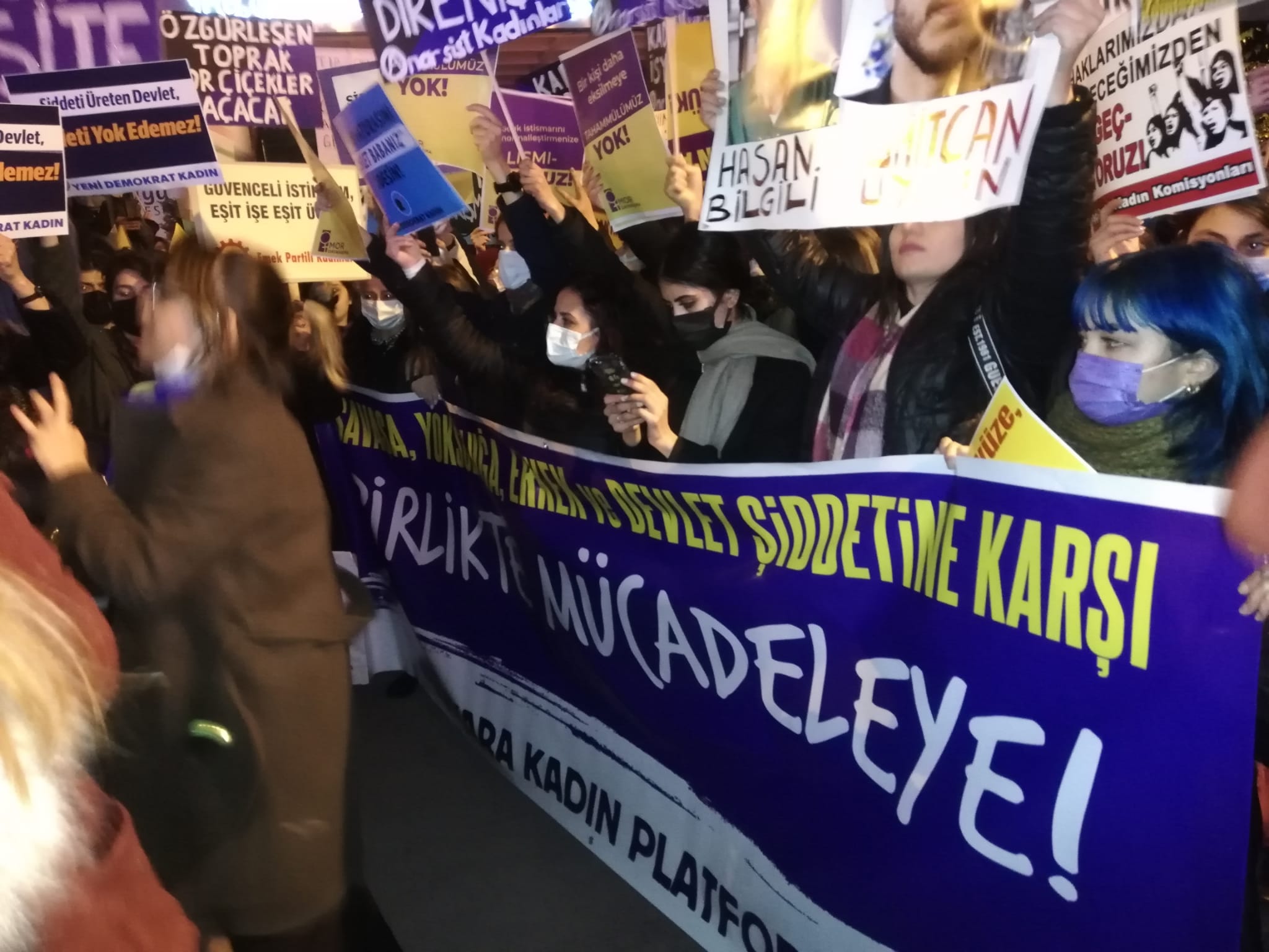 “Katledilen tüm kadın ve LGBTİ+'ların isyanıyla sokaklardayız!” Kaos GL - LGBTİ+ Haber Portalı