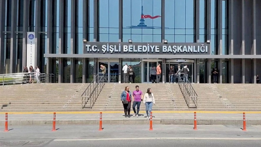 Kayyımla yönetilen Şişli Belediyesi’nden danışma hattı açıklaması: "LGBTİ’lilere" yönelik danışma hattı bize ait değil | Kaos GL - LGBTİ+ Haber Portalı Haber