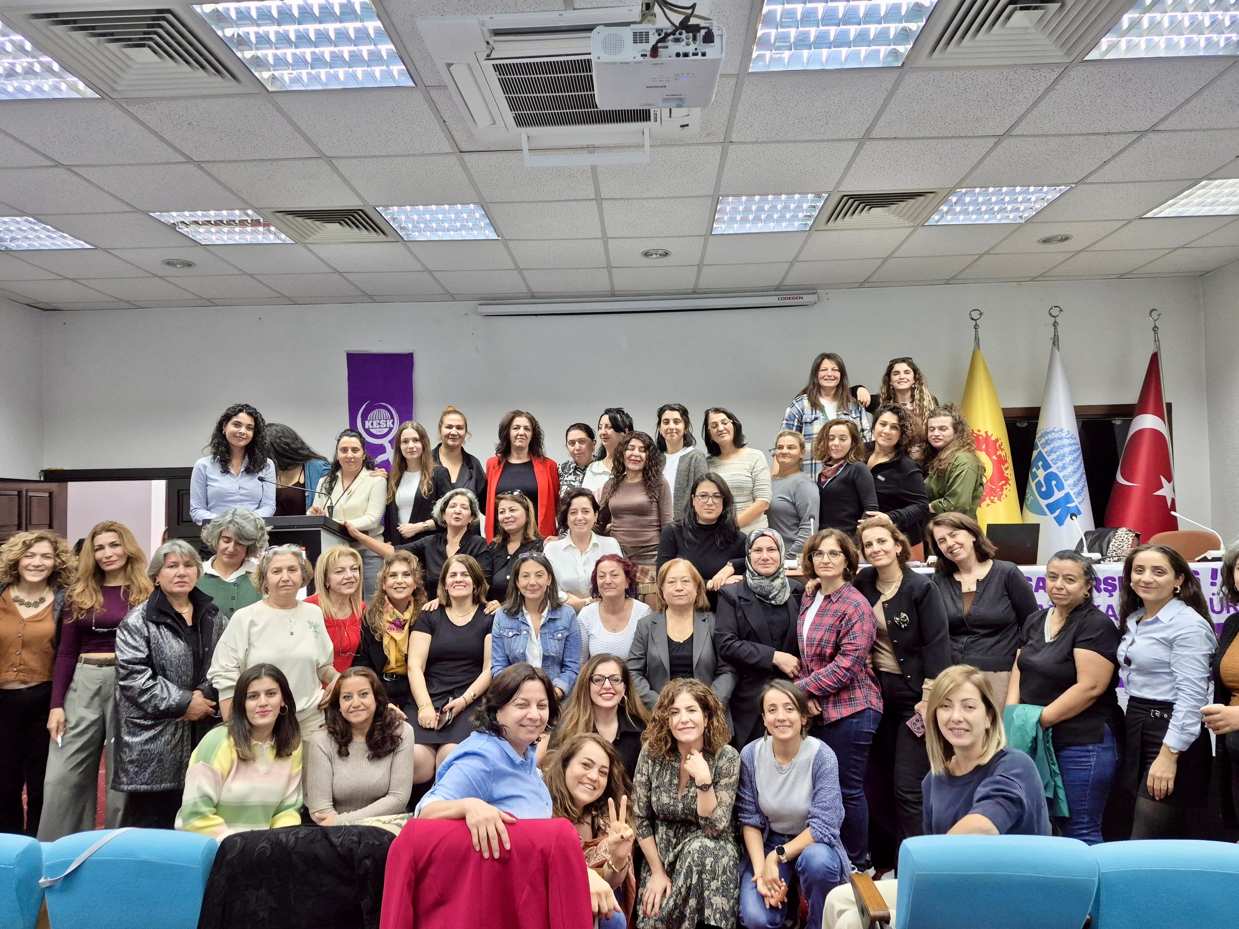 KESK Kadın Meclisi’nden 11. Yargı Paketi’ne tepki: "Eşitlik, adalet ve özgürlük herkes için sağlanana kadar mücadeleye devam edeceğiz!" | Kaos GL - LGBTİ+ Haber Portalı Haber