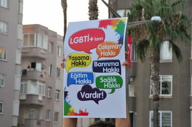 Kocaeli KYK Yurdu’nda transfobik ayrımcılık: Trans öğrenci yurttan atılmakla tehdit edildi, özel bilgileri ailesiyle paylaşıldı | Kaos GL - LGBTİ+ Haber Portalı Haber