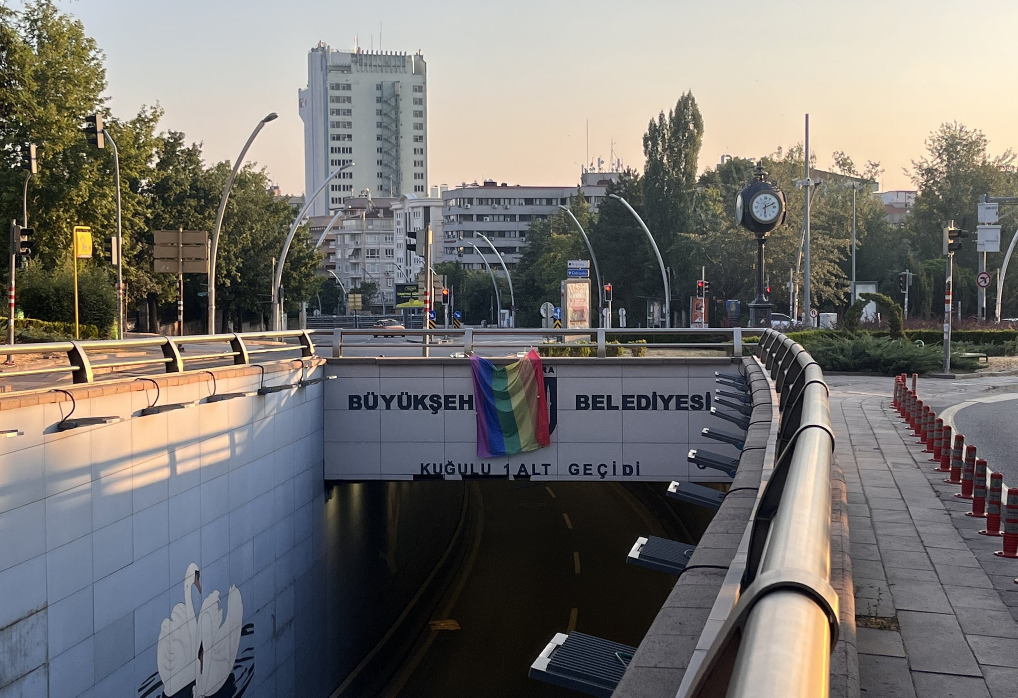 Kuğulu’dan Cinnah’a: Alışın, buradayız, hiçbir yere gitmiyoruz! Kaos GL - LGBTİ+ Haber Portalı