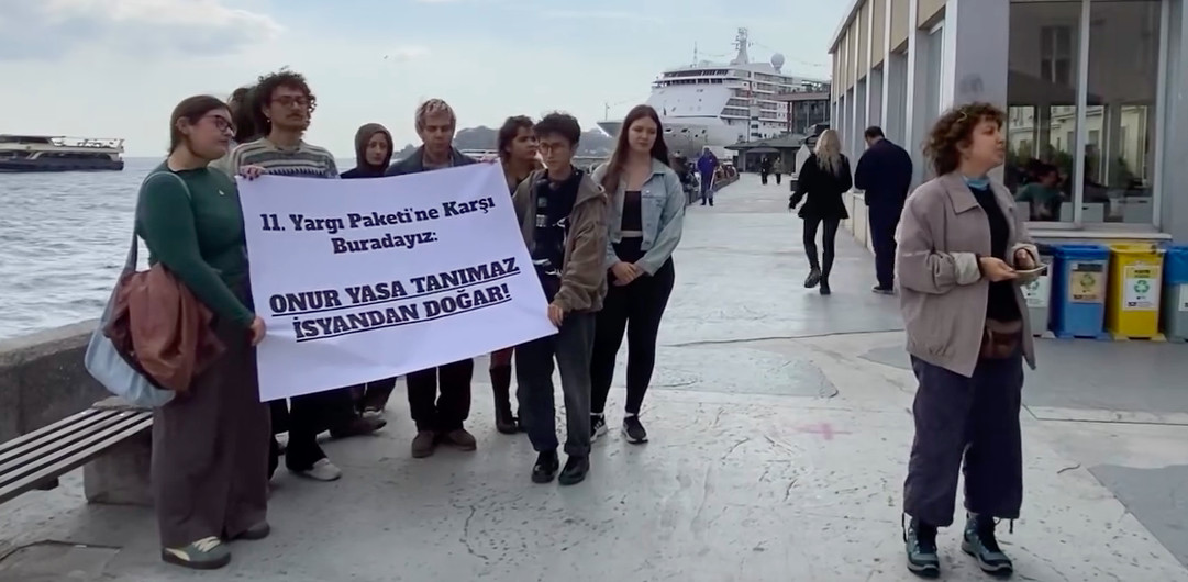 Kuir Baykuş’tan 11. Yargı Paketi’ne ilişkin açıklama: “Var gücümüzle karşı çıkacağız” | Kaos GL - LGBTİ+ Haber Portalı Haber