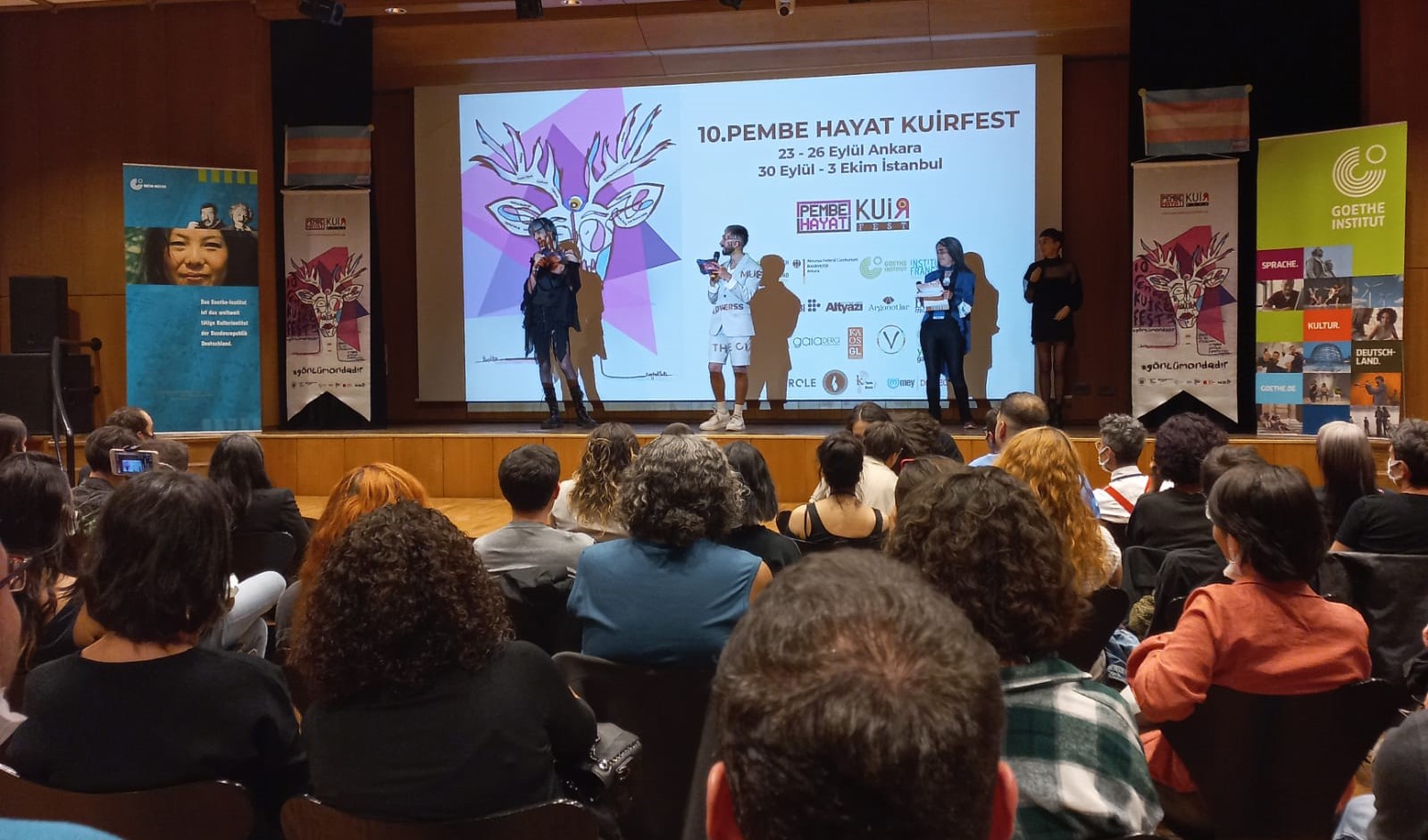 KuirFest 10 yaşında evine döndü Kaos GL - LGBTİ+ Haber Portalı