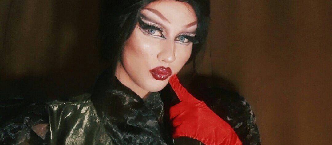 Larissa L. Petrovna, YouTube’da! Kaos GL - LGBTİ+ Haber Portalı