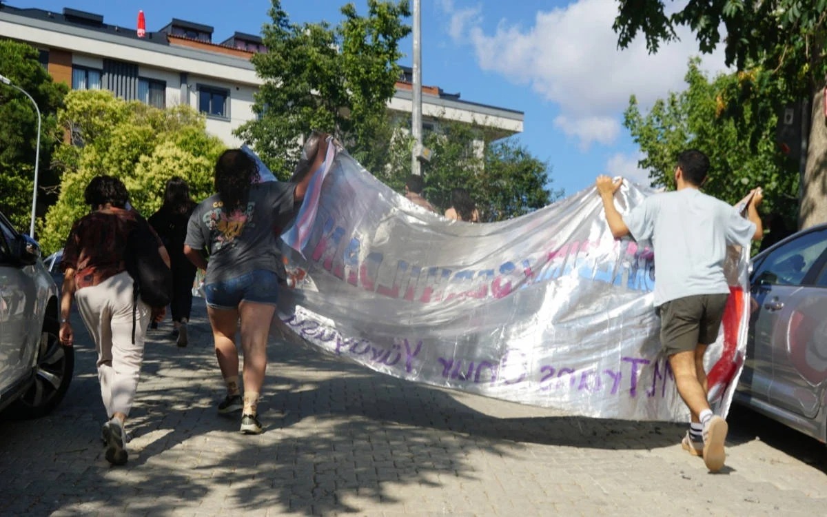 LGBTİ+ derneklerinden çağrı: “10 ve 12 Mart’ta 11. Trans Onur Yürüyüşü’nün yanındayız!” Kaos GL - LGBTİ+ Haber Portalı