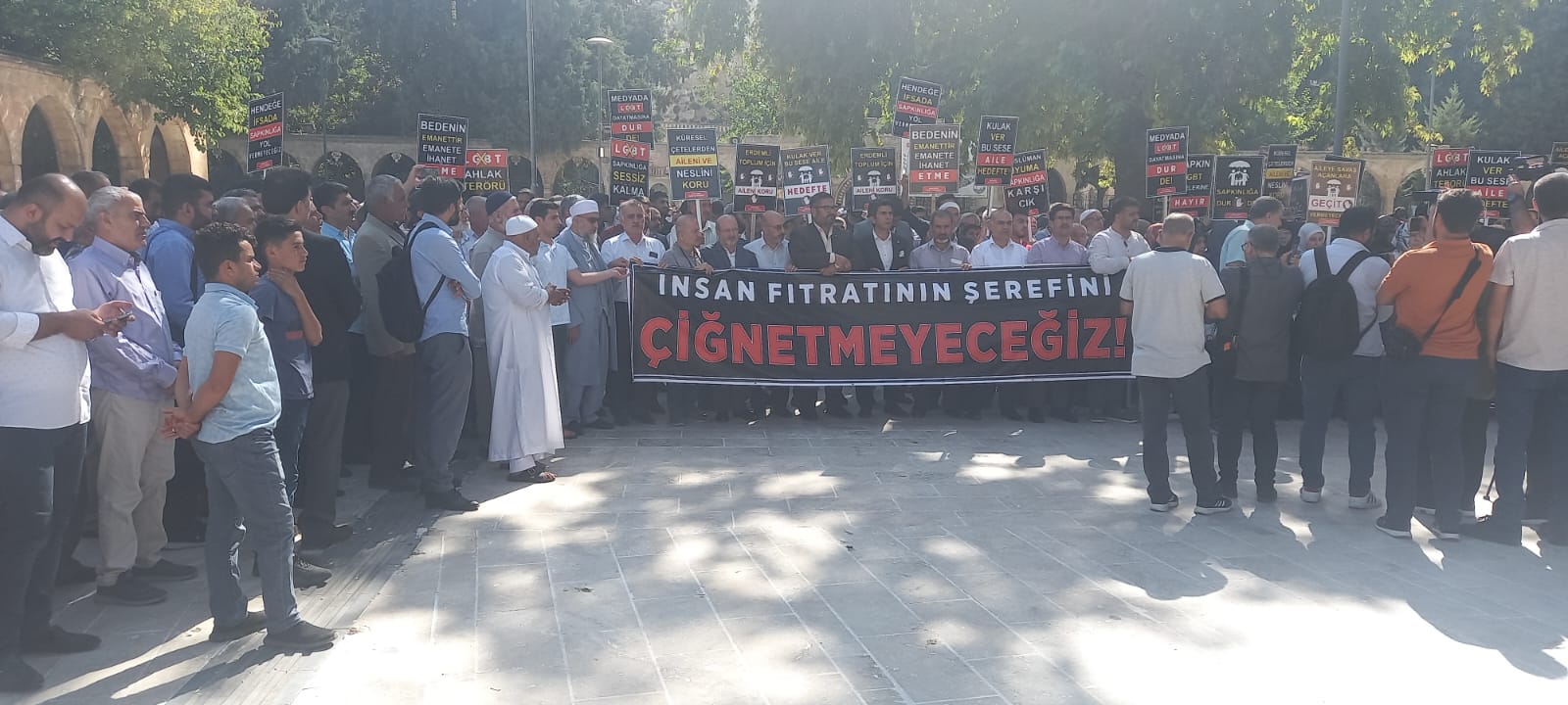 LGBTİ+ karşıtı nefret sırası Urfa’daydı Kaos GL - LGBTİ+ Haber Portalı