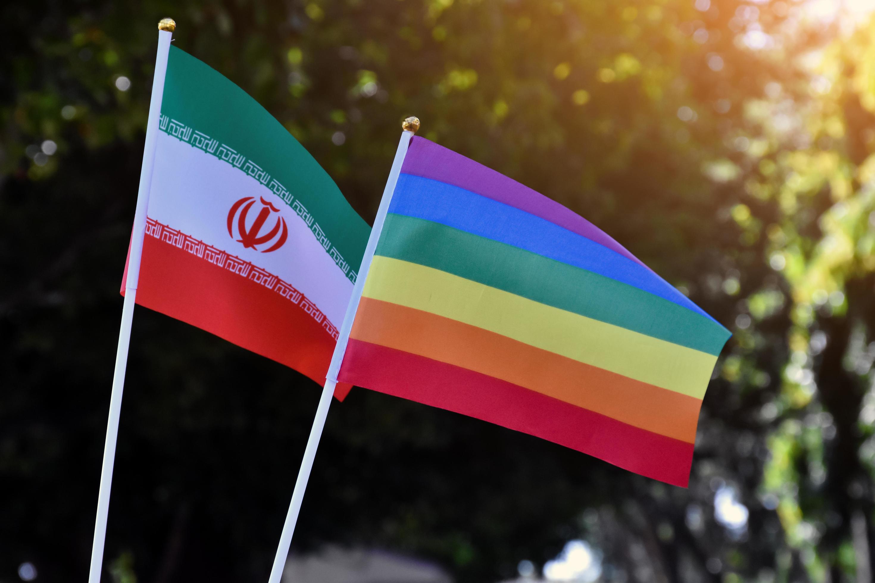 LGBTİ+’lar risklere rağmen İran’daki protestolarda sokaklarda: "İran’ın geleceğini İranlılar belirlemeli" | Kaos GL - LGBTİ+ Haber Portalı Haber