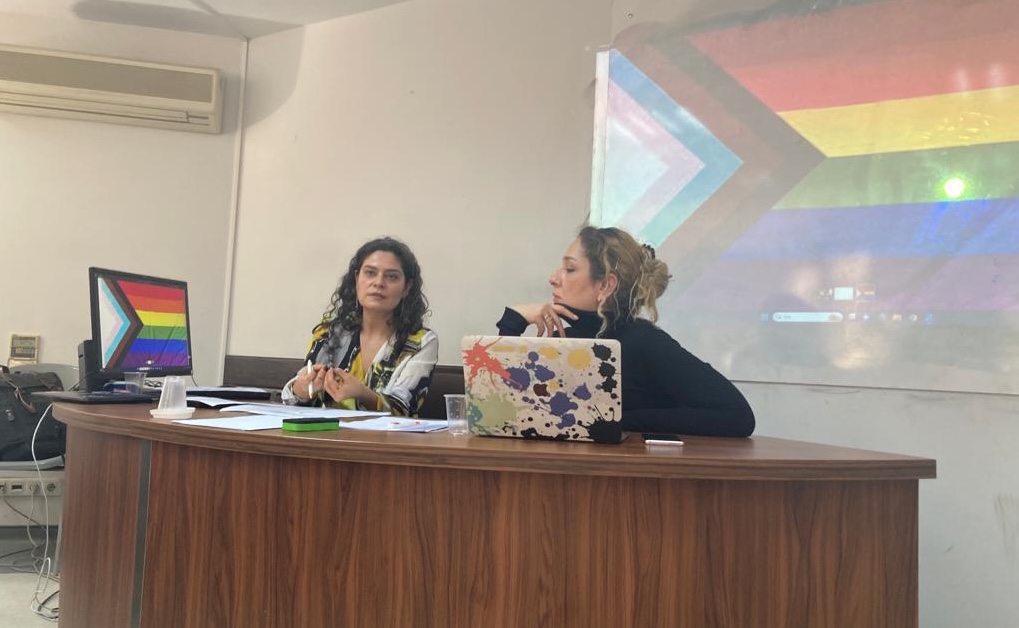 “LGBTİ+’lar sığınma başvurularında anal muayeneden video kaydına bir sürü hak ihlaline maruz kaldı” | Kaos GL - LGBTİ+ Haber Portalı Haber
