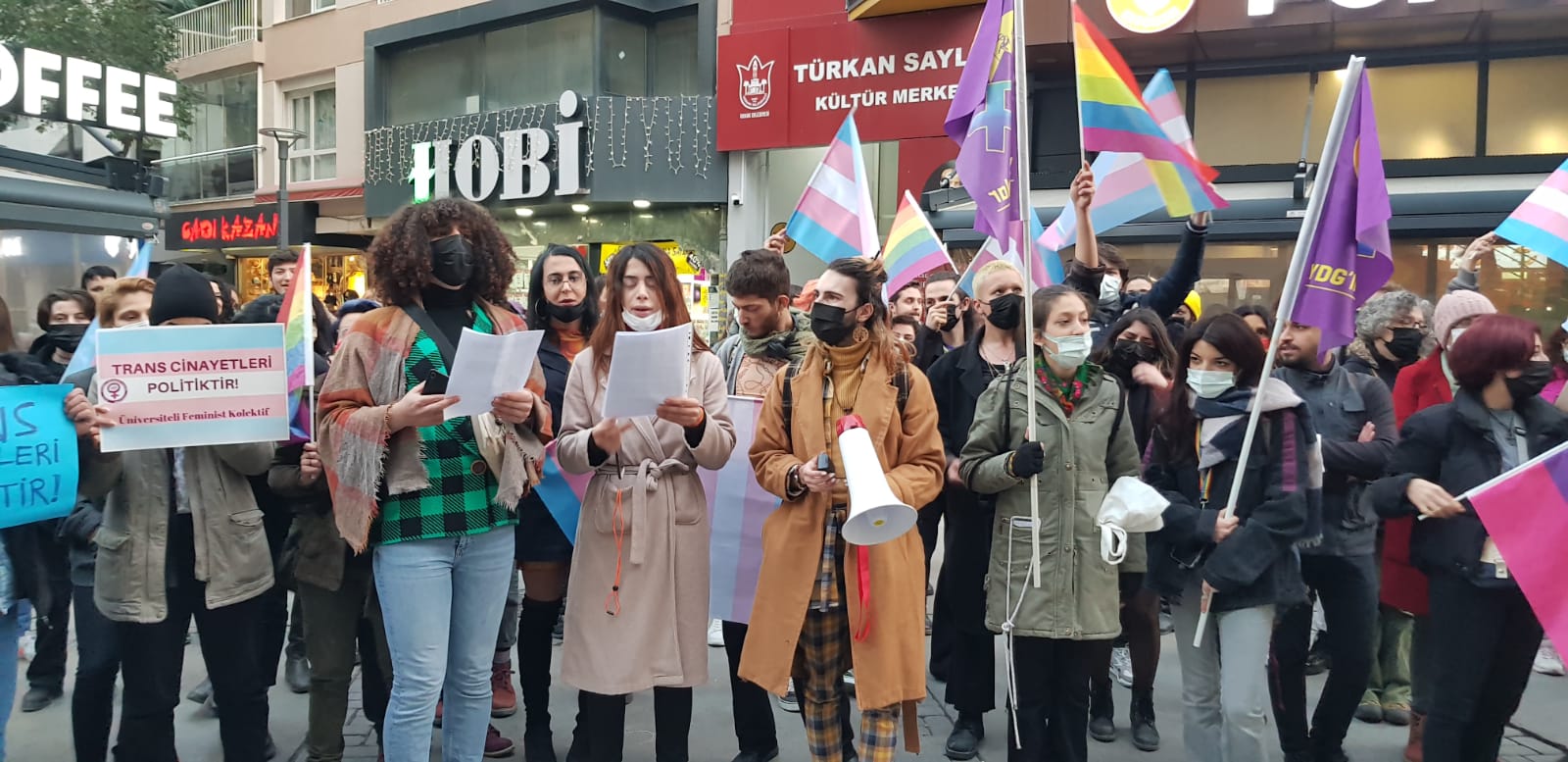“Uyandığımda ‘İzmir’de bir trans daha öldürüldü’ haberi görmek istemiyorum” Kaos GL - LGBTİ+ Haber Portalı