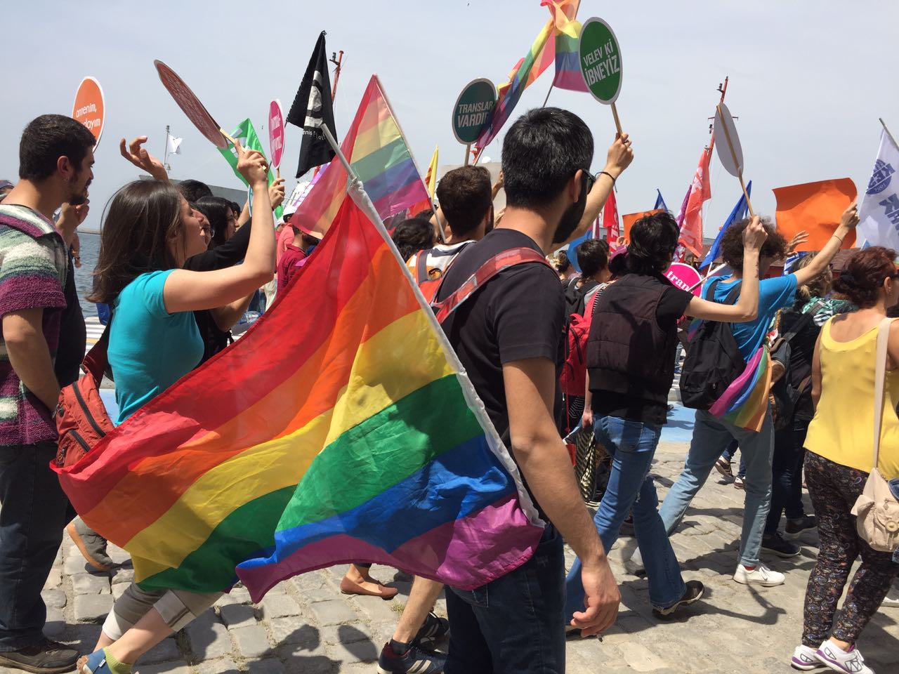 “Lubunya, 1 Mayıs’taki kortejimize katıl” | Kaos GL - LGBTİ+ Haber Portalı Haber