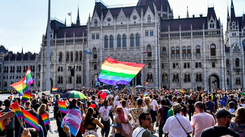 “Macaristan’da temel haklar önemli ölçüde aşınıyor” Kaos GL - LGBTİ+ Haber Portalı
