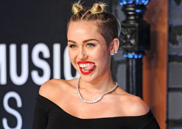 Miley Cyrus ve “doğru erkek” vurgusu Kaos GL - LGBTİ+ Haber Portalı