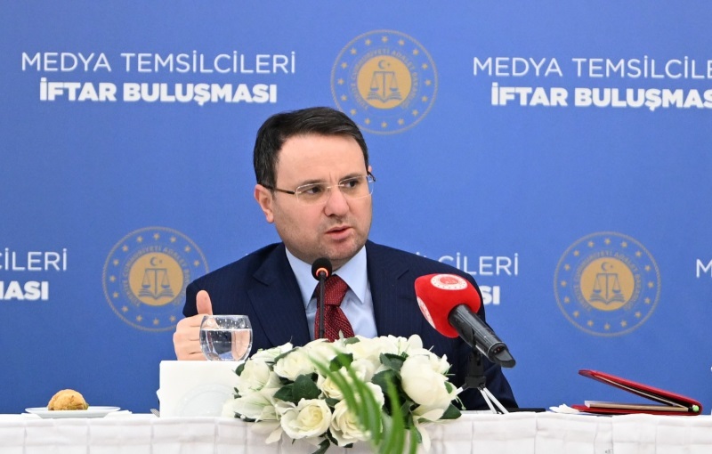 Minister of Justice Gürlek: “We will implement the necessary criminal sanctions for content creators who direct children toward perverse trends” | Kaos GL - News Portal for LGBTI+ News