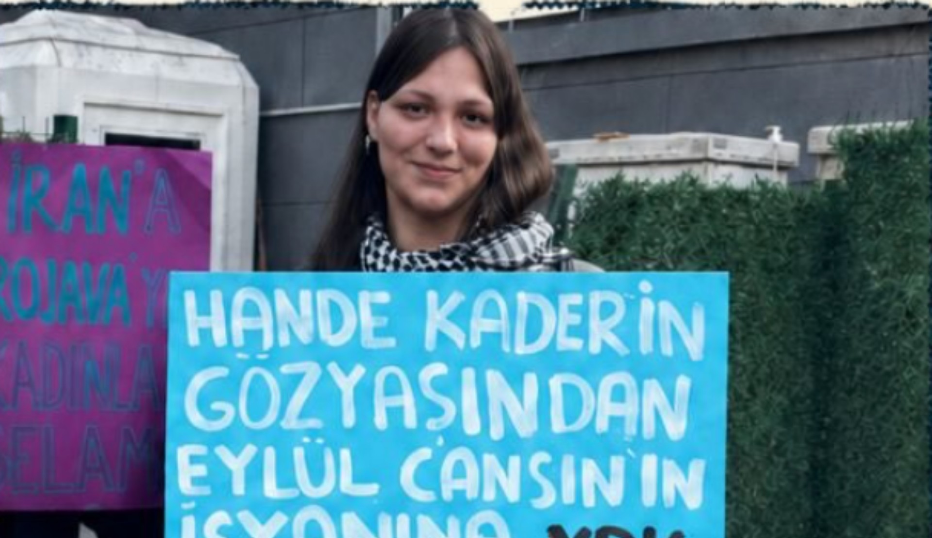 NATO operasyonunda tutuklanan LGBTİ+ aktivisti Duru’nun ilk duruşması 24 Eylül’de! | Kaos GL - LGBTİ+ Haber Portalı Haber