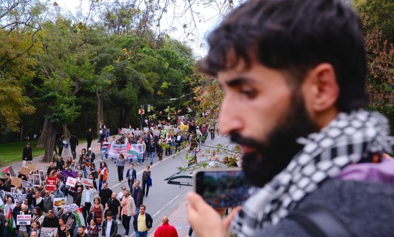 Özgür Gelecek muhabiri Yusuf Çelik zorla ifadeye götürüldü Kaos GL - LGBTİ+ Haber Portalı