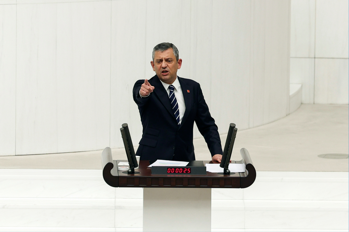 Özgür Özel’den T24’ün kapatılmasına tepki: “Türkiye’nin basın tarihi açısından utanç verici” Kaos GL - LGBTİ+ Haber Portalı